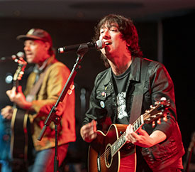 Plain White Ts Tom Higgenson and Tim Lopez judging Beats for Good High School music competition