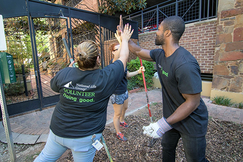 Do Good High Five small