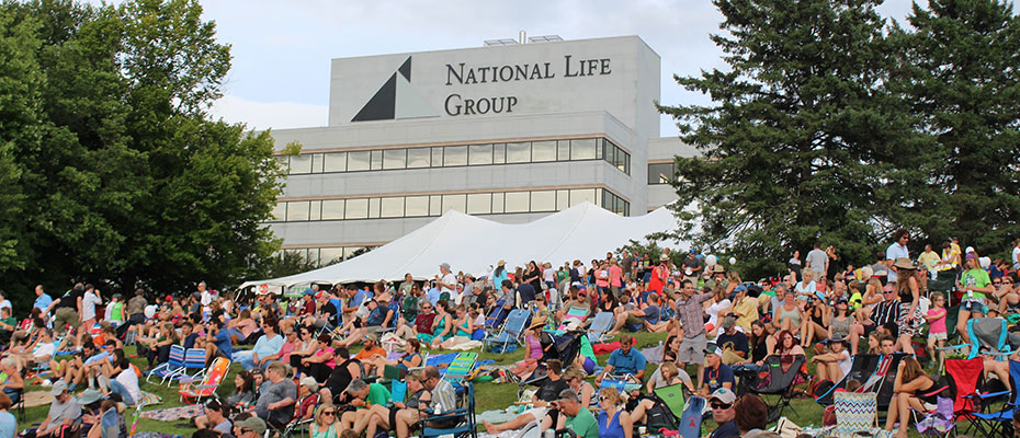 Crowd at the National Life Do Good Fest